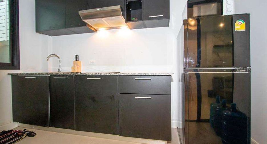 Casa en alquiler de 4 habitaciones en Mueang Chiang Mai, Chiang Mai