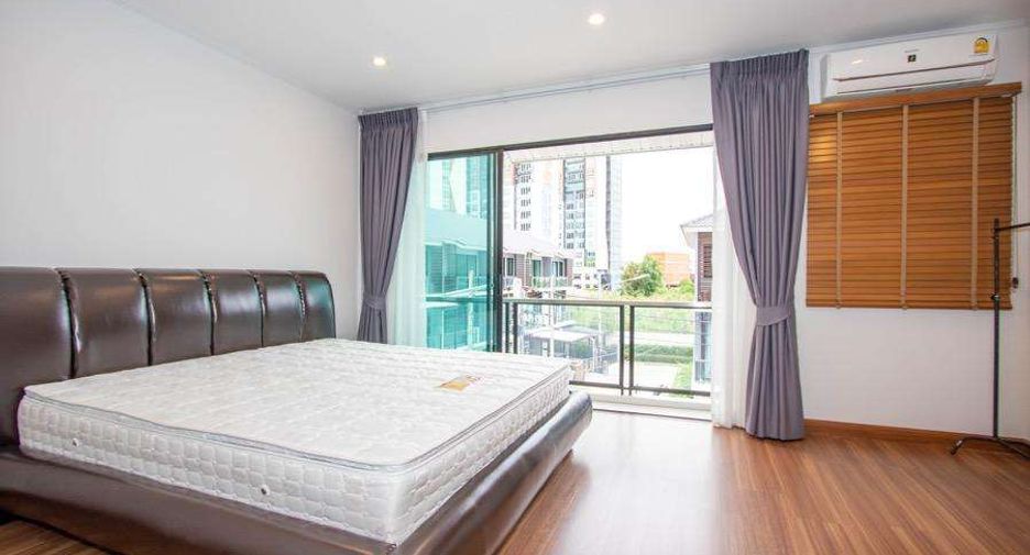 Casa en alquiler de 4 habitaciones en Mueang Chiang Mai, Chiang Mai