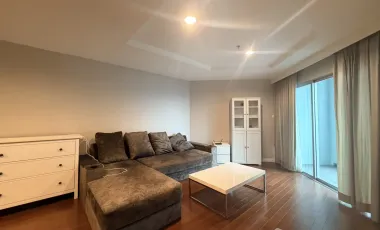 For sale 2 bedrooms condo in Huai Khwang, Bangkok