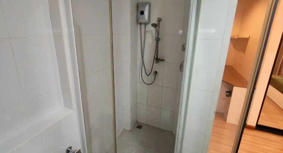 Wohnung zur Miete mit 1 Zimmer in Bang Bon, Bangkok