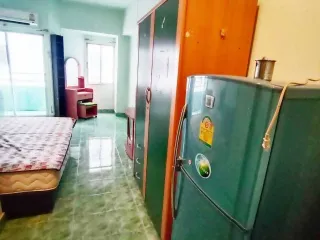 À vendre et à louer studio condo à Prawet, Bangkok