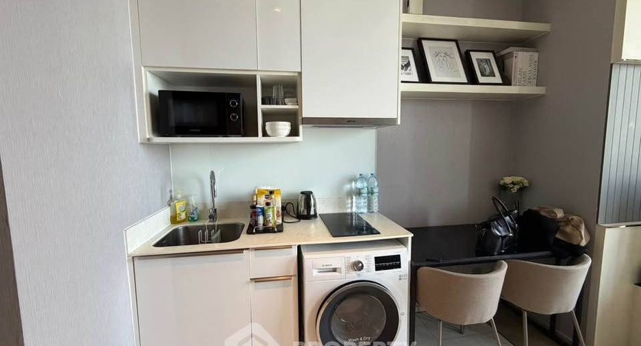 Wohnung zum Kauf mit 1 Zimmer in Bang Rak, Bangkok