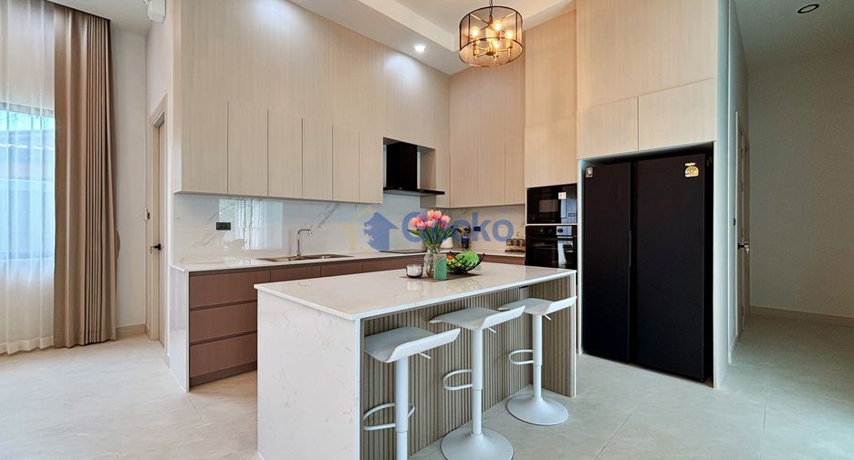 Haus zum Kauf mit 3 Zimmer in Bang Lamung, Chonburi