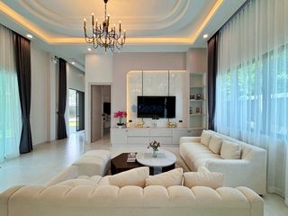 Haus zum Kauf mit 4 Zimmer in Bang Lamung, Chonburi
