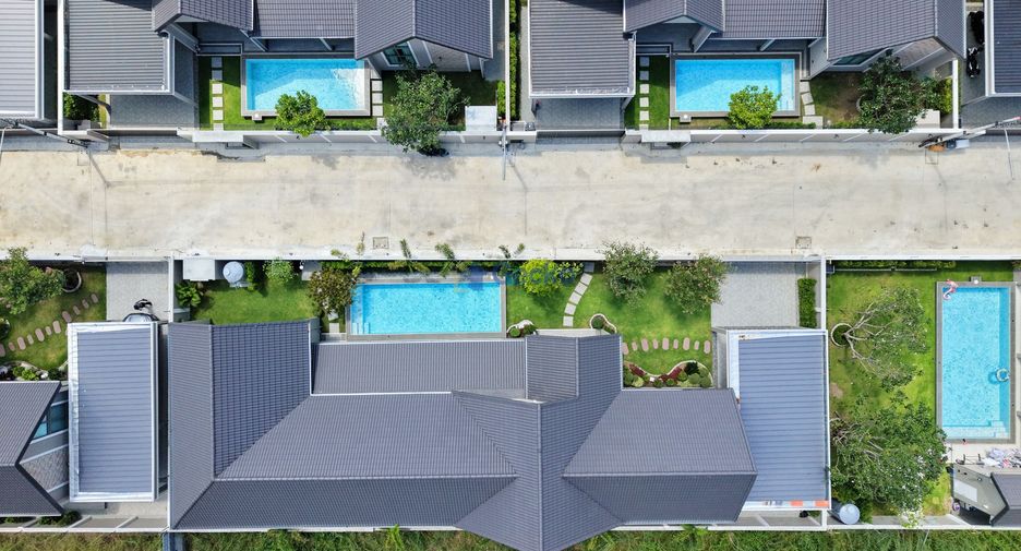 Haus zum Kauf mit 4 Zimmer in Bang Lamung, Chonburi