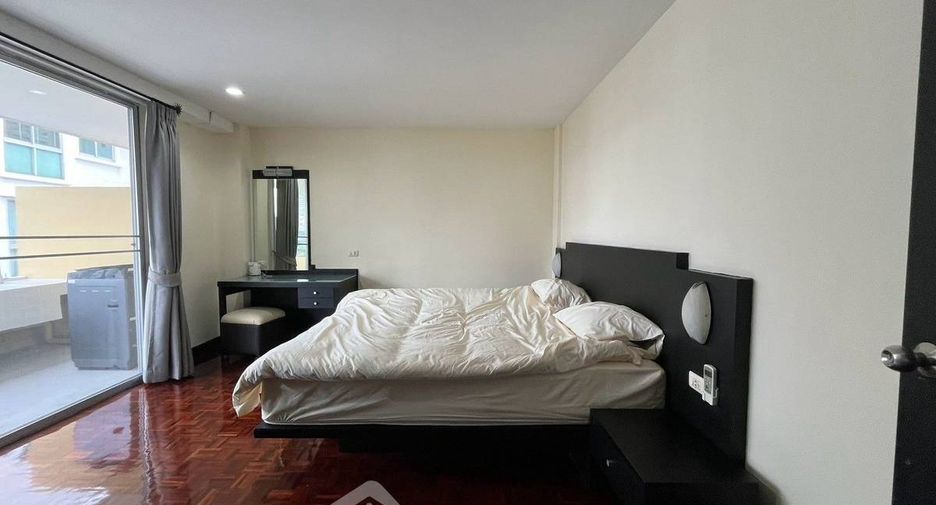For rent 1 bed apartment in Watthana, Bangkok