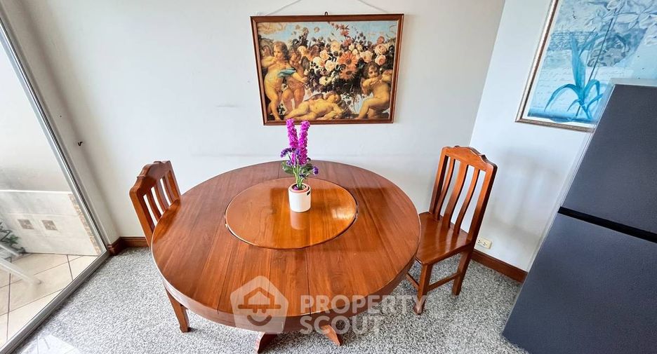 For rent 2 ベッドルーム condo in Bang Lamung, Chonburi