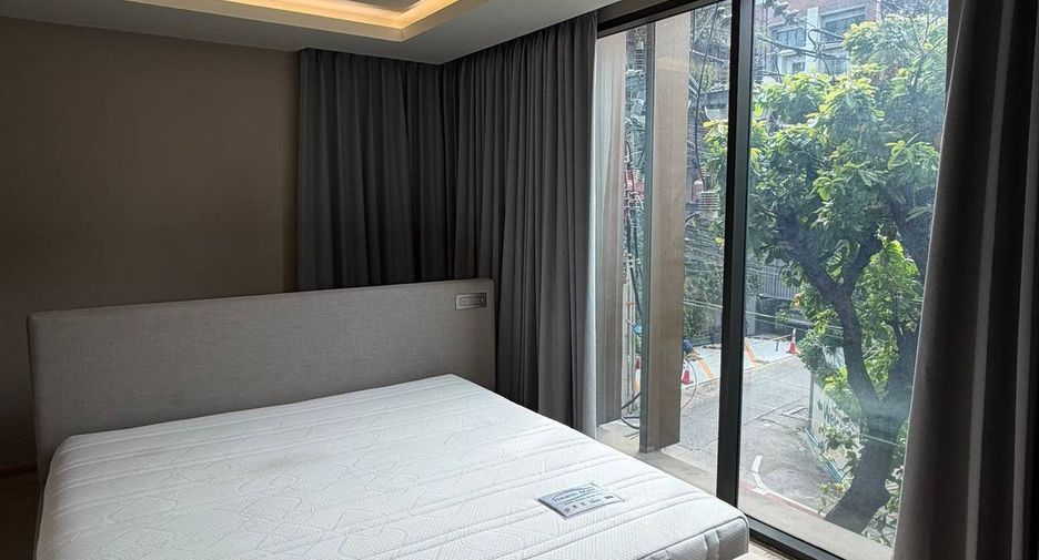 Condo en alquiler de 2 habitaciones en Khlong Toei, Bangkok