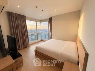 For rent 2 bedrooms condo in Phaya Thai, Bangkok