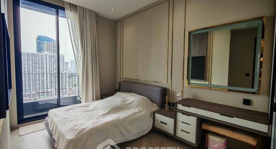 For rent 2 bedrooms condo in Khlong San, Bangkok