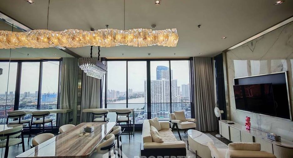 For rent 2 bedrooms condo in Khlong San, Bangkok