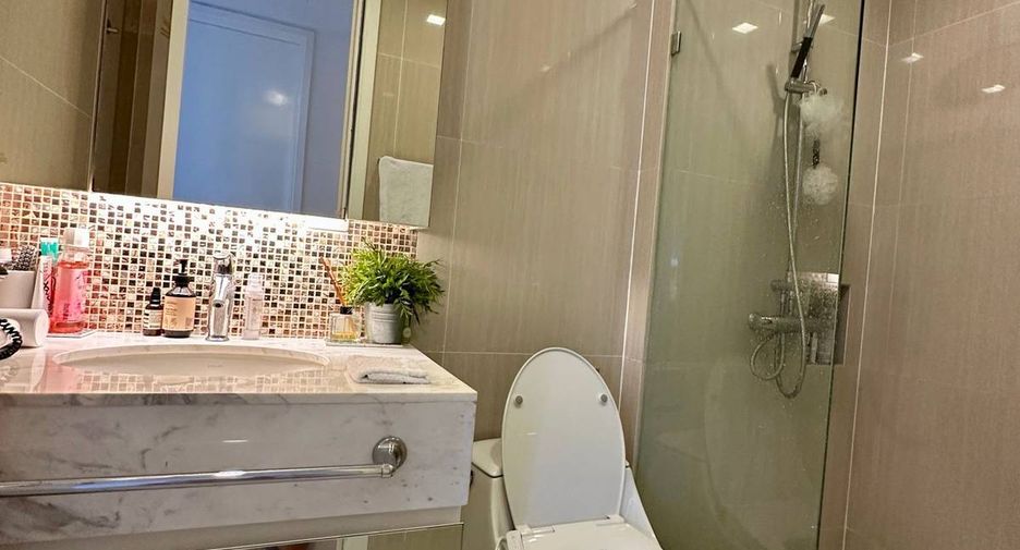 À louer 1 chambre condo à Watthana, Bangkok
