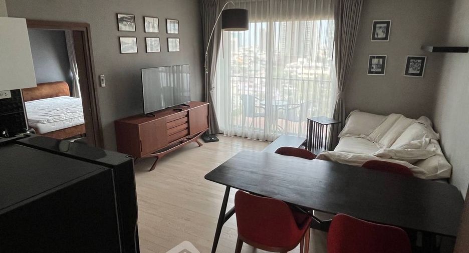 For rent 1 bed condo in Watthana, Bangkok