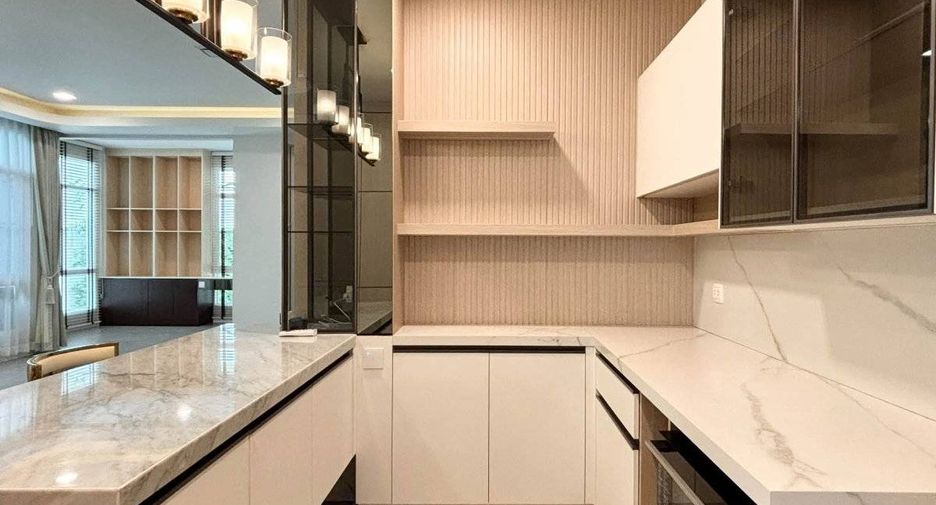 For rent 4 bedrooms house in Prawet, Bangkok