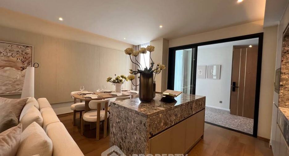 For rent 2 bedrooms condo in Khlong Toei, Bangkok