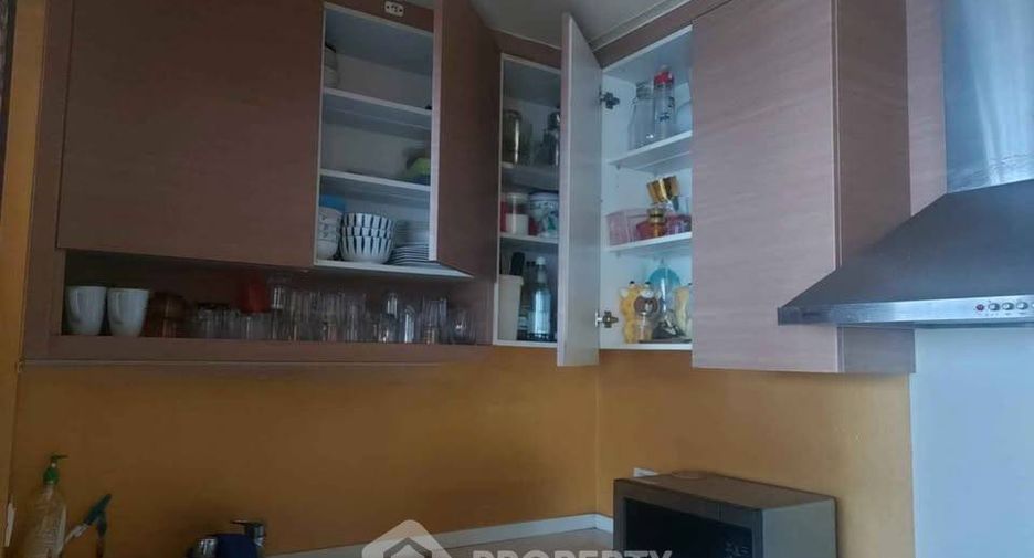 Wohnung zur Miete mit 2 Zimmer in Khlong Toei, Bangkok