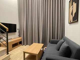 Wohnung zur Miete mit 1 Zimmer in Bang Rak, Bangkok