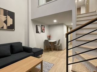 Wohnung zur Miete mit 1 Zimmer in Bang Rak, Bangkok