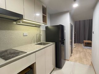 Wohnung zur Miete mit 1 Zimmer in Bang Rak, Bangkok