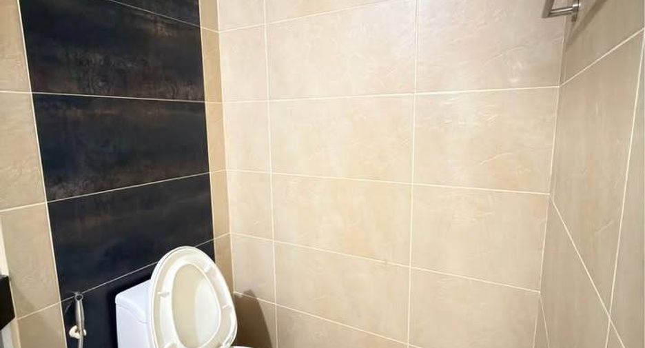 Аренда 2 спальни кондо в Банг Ламунг, Чонбури