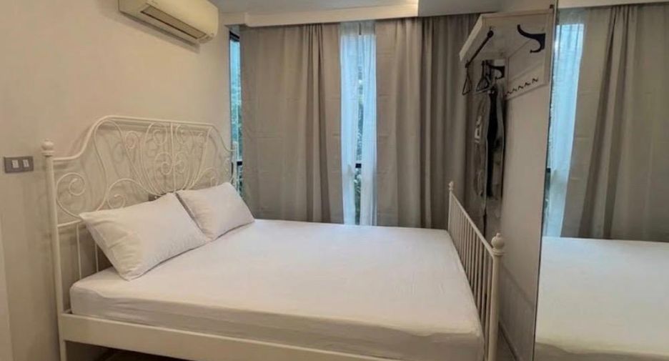For sale 1 bed condo in Khlong Toei, Bangkok
