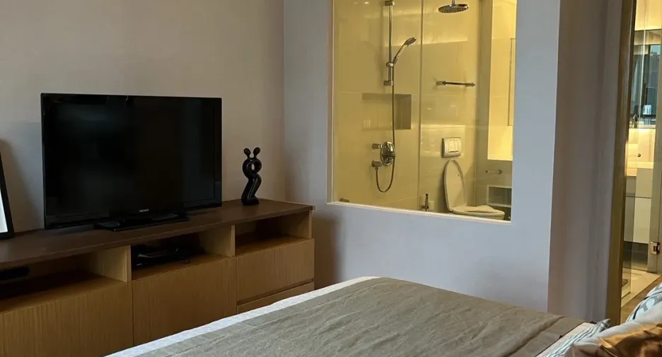 For rent 1 bed condo in Khlong Toei, Bangkok