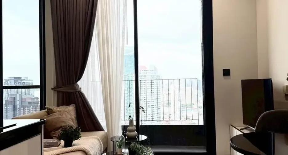 For rent 1 bed condo in Khlong San, Bangkok