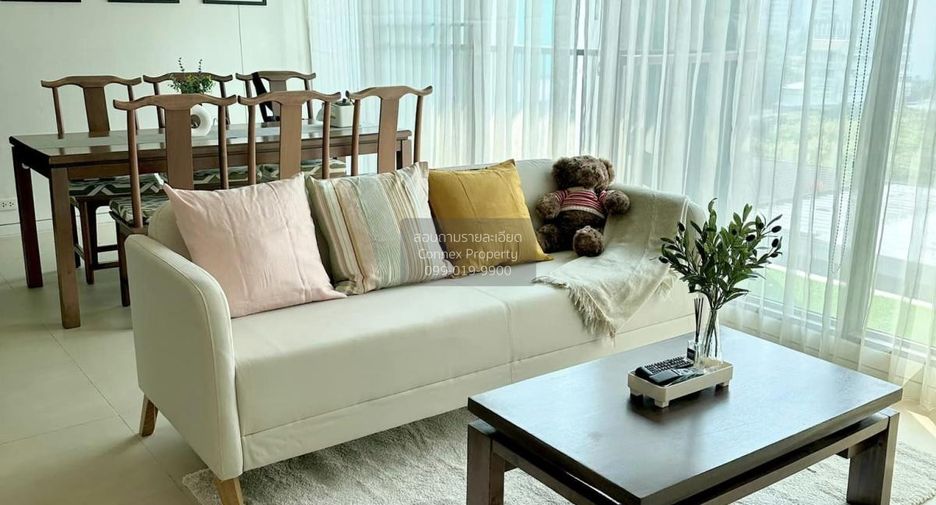 For rent 3 bedrooms condo in Watthana, Bangkok