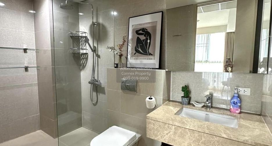 For rent 3 bedrooms condo in Watthana, Bangkok