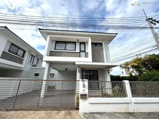 Haus zum Kauf mit 3 Zimmer in Bang Lamung, Chonburi