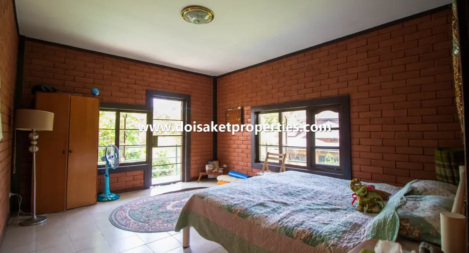 Haus zum Kauf mit 5 Zimmer in Doi Saket, Chiang Mai