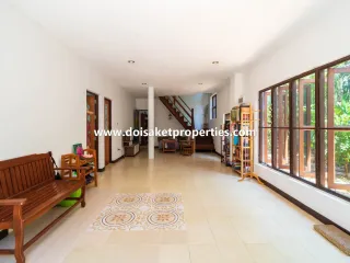 Haus zum Kauf mit 5 Zimmer in Doi Saket, Chiang Mai