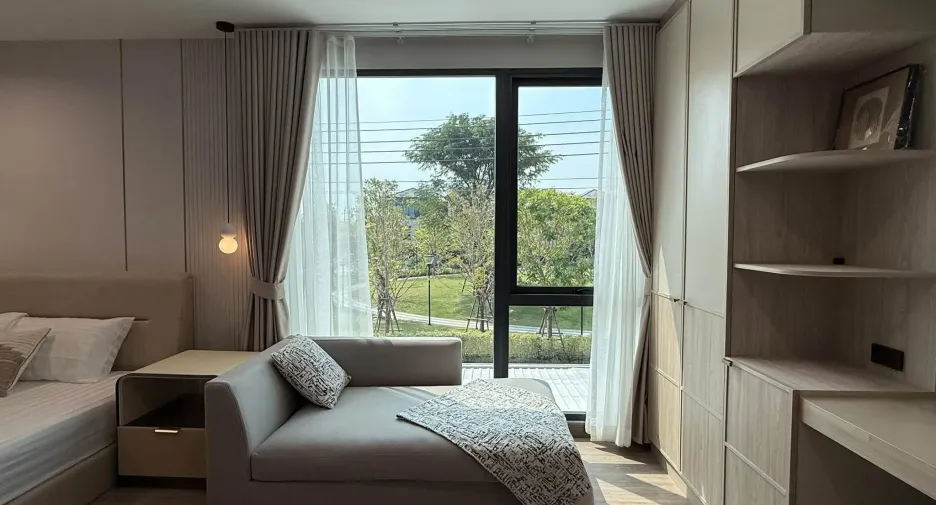 For rent 4 bedrooms house in Bang Phli, Samut Prakan