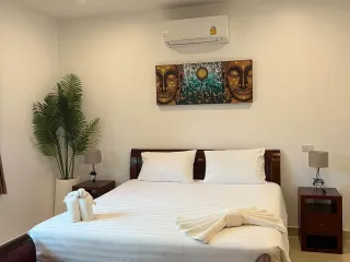 For rent 2 bedrooms villa in Mueang Phuket, Phuket