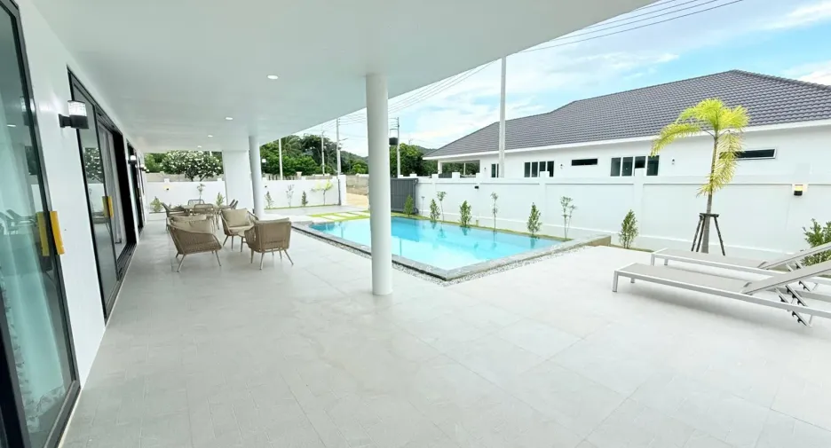 À vendre 3 chambres villa à Pran Buri, Prachuap Khiri Khan