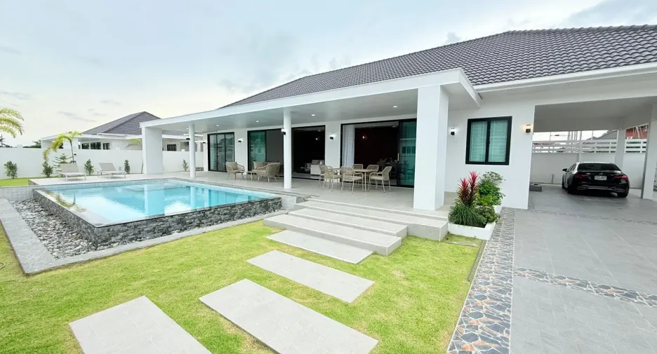 À vendre 3 chambres villa à Pran Buri, Prachuap Khiri Khan