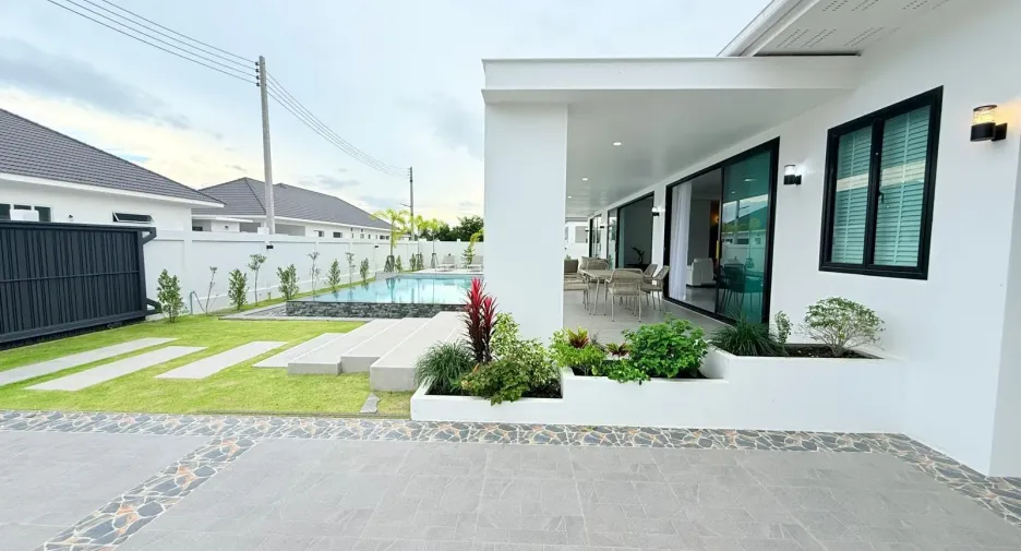À vendre 3 chambres villa à Pran Buri, Prachuap Khiri Khan