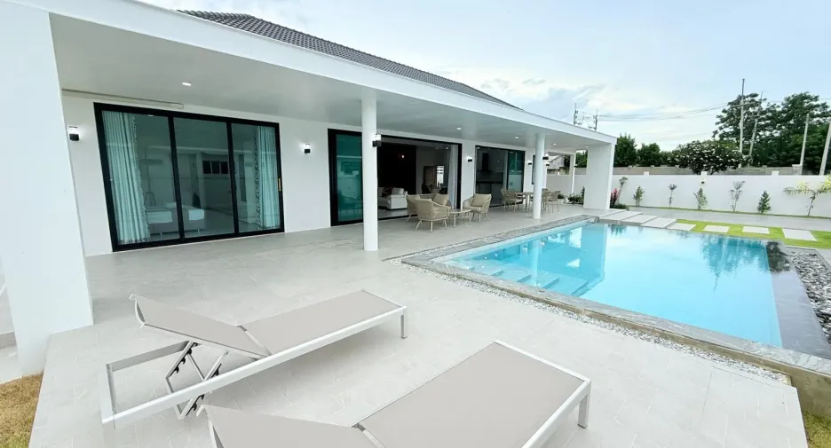 À vendre 3 chambres villa à Pran Buri, Prachuap Khiri Khan