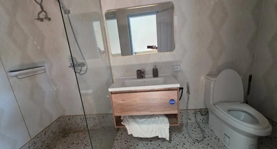 For sale 4 bedrooms villa in Pran Buri, Prachuap Khiri Khan