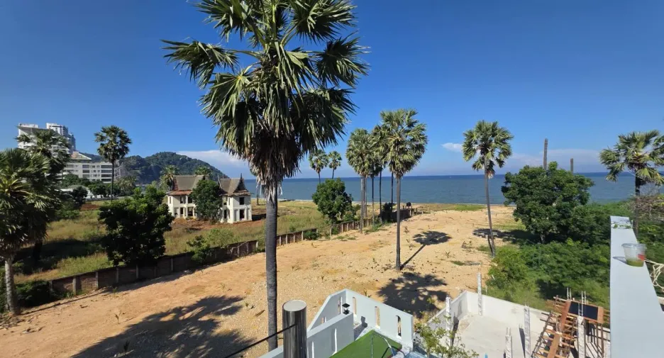 For sale 4 bedrooms villa in Pran Buri, Prachuap Khiri Khan