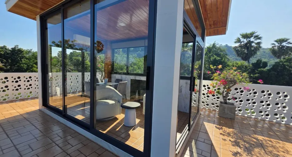 For sale 4 bedrooms villa in Pran Buri, Prachuap Khiri Khan