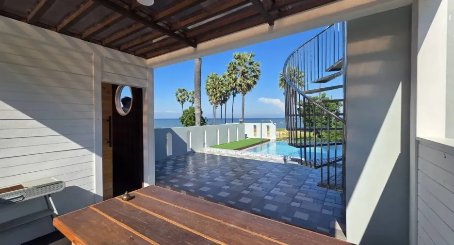 For sale 4 bedrooms villa in Pran Buri, Prachuap Khiri Khan