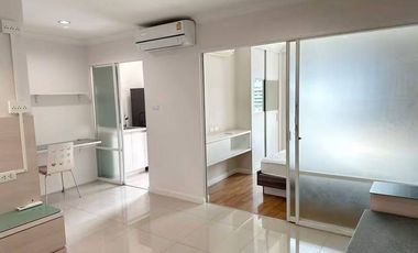 À louer 1 chambre condo à Huai Khwang, Bangkok