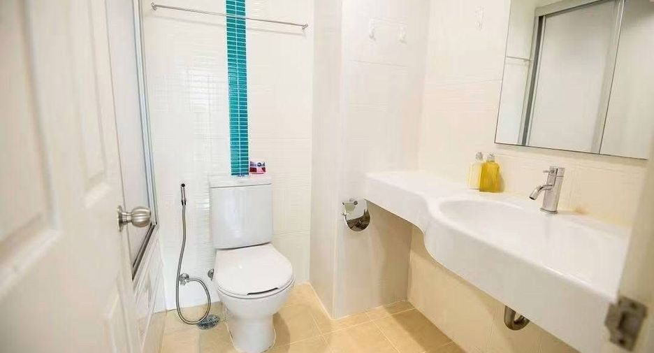 Condo en alquiler de 1 habitaciones en Huai Khwang, Bangkok