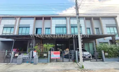 À vendre 3 chambres maison de ville à Bang Yai, Nonthaburi