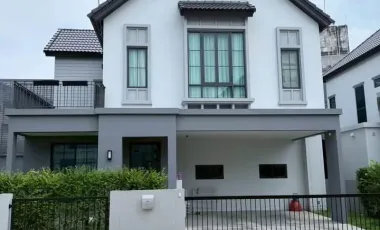 Casa en alquiler de 3 habitaciones en Lat Krabang, Bangkok