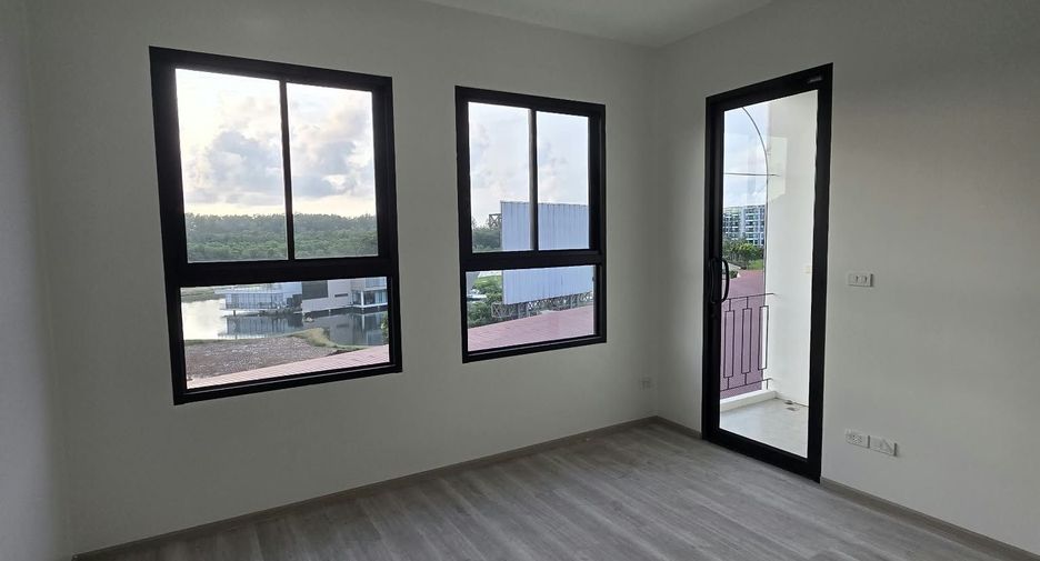 For rent 3 bedrooms retail Space in Thalang, Phuket