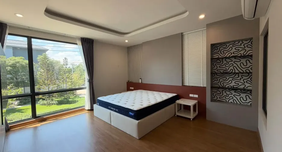 For rent 3 bedrooms house in Bang Phli, Samut Prakan