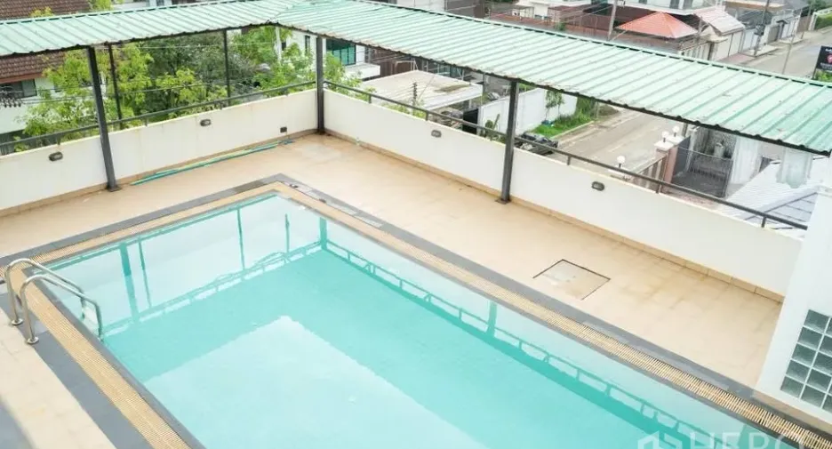 For rent 9 ベッドルーム office in Prawet, Bangkok