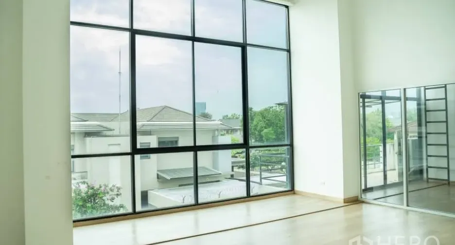 For rent 9 ベッドルーム office in Prawet, Bangkok